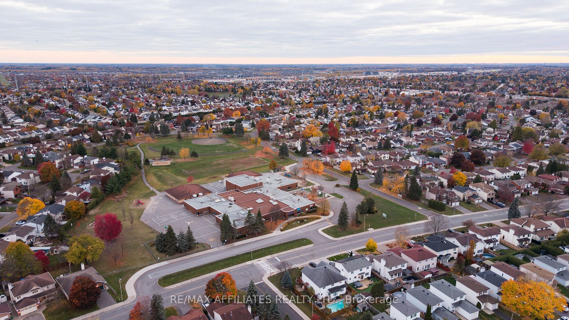 Photo 45 of 1687 Tache Way, Ottawa, Fallingbrook/Pineridge — HOMEH