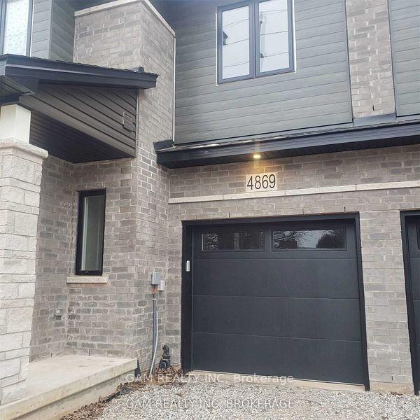 Photo 2 of 4869 Pettit Avenue E, Niagara Falls, Morrison — HOMEH