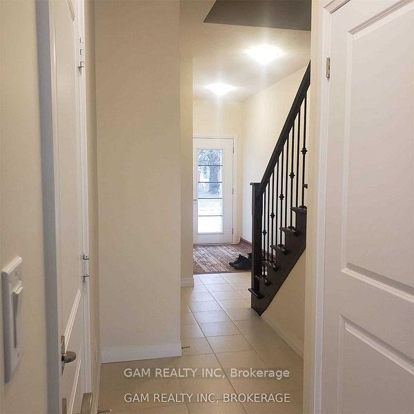 Photo 12 of 4869 Pettit Avenue E, Niagara Falls, Morrison — HOMEH