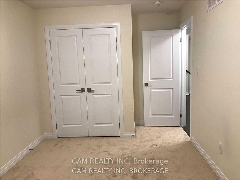 Photo 16 of 4869 Pettit Avenue E, Niagara Falls, Morrison — HOMEH