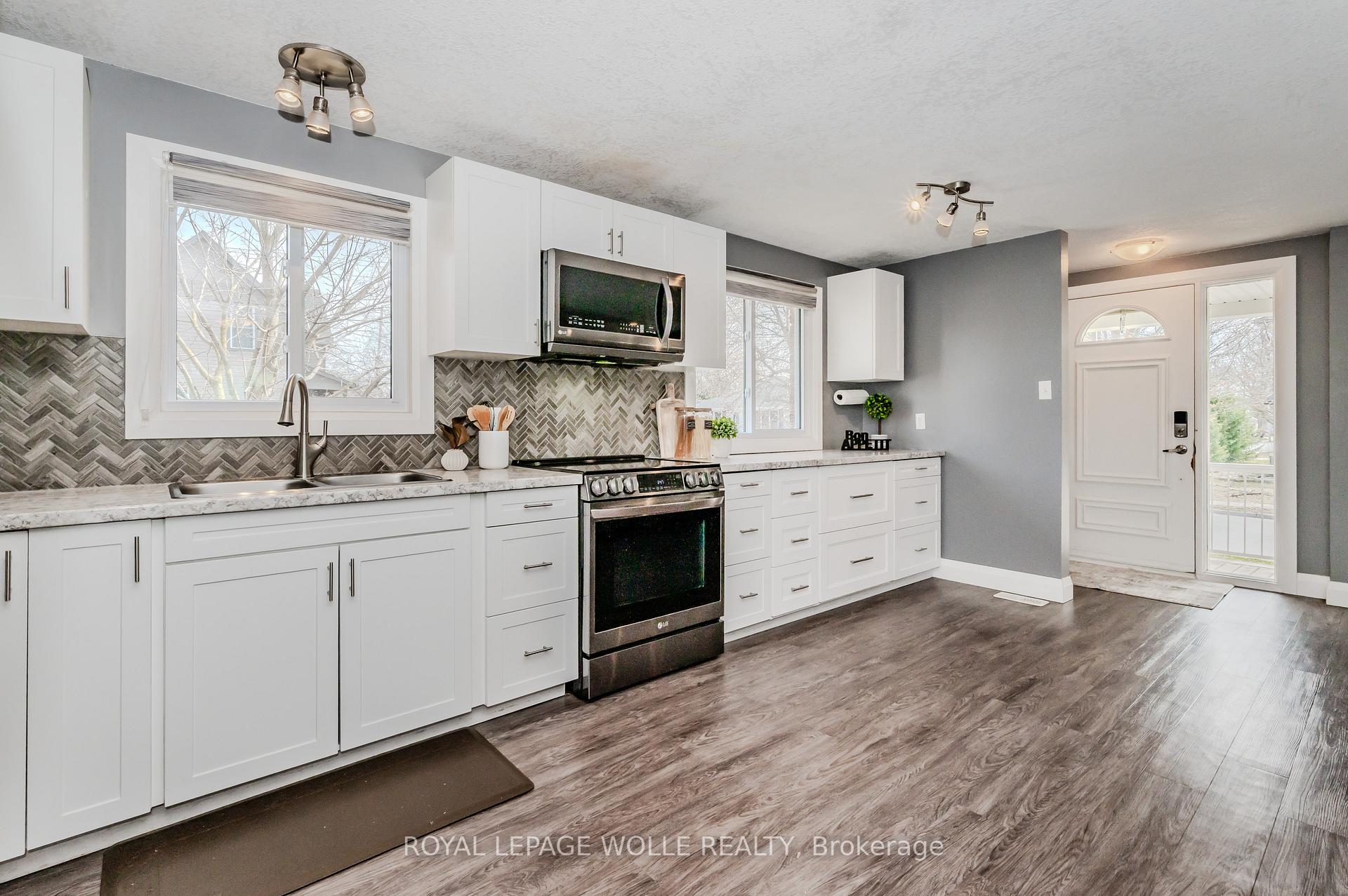 Photo 9 of 339 Elma Street E, North Perth, Listowel — HOMEH