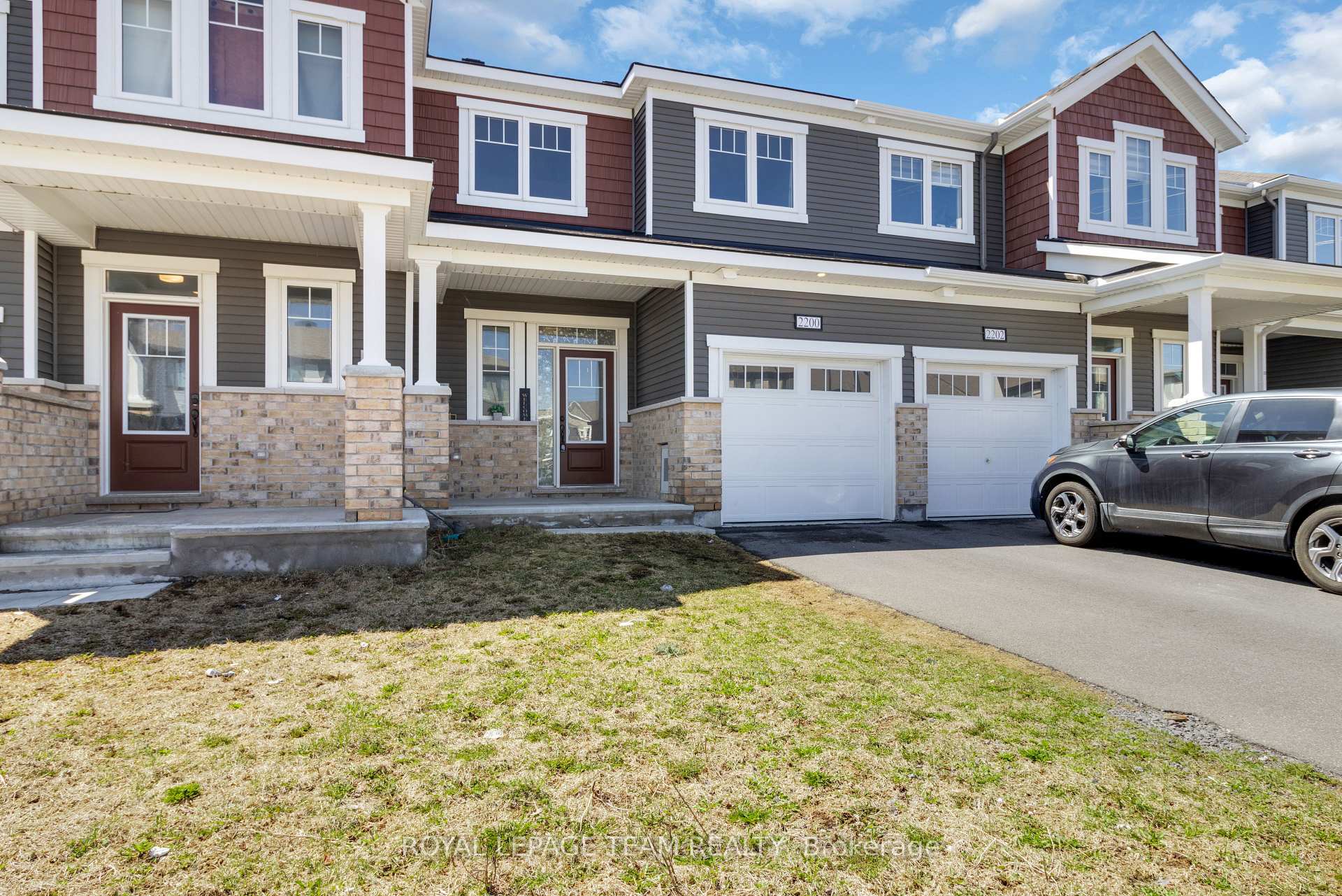 Front of 2200 Winsome Terrace