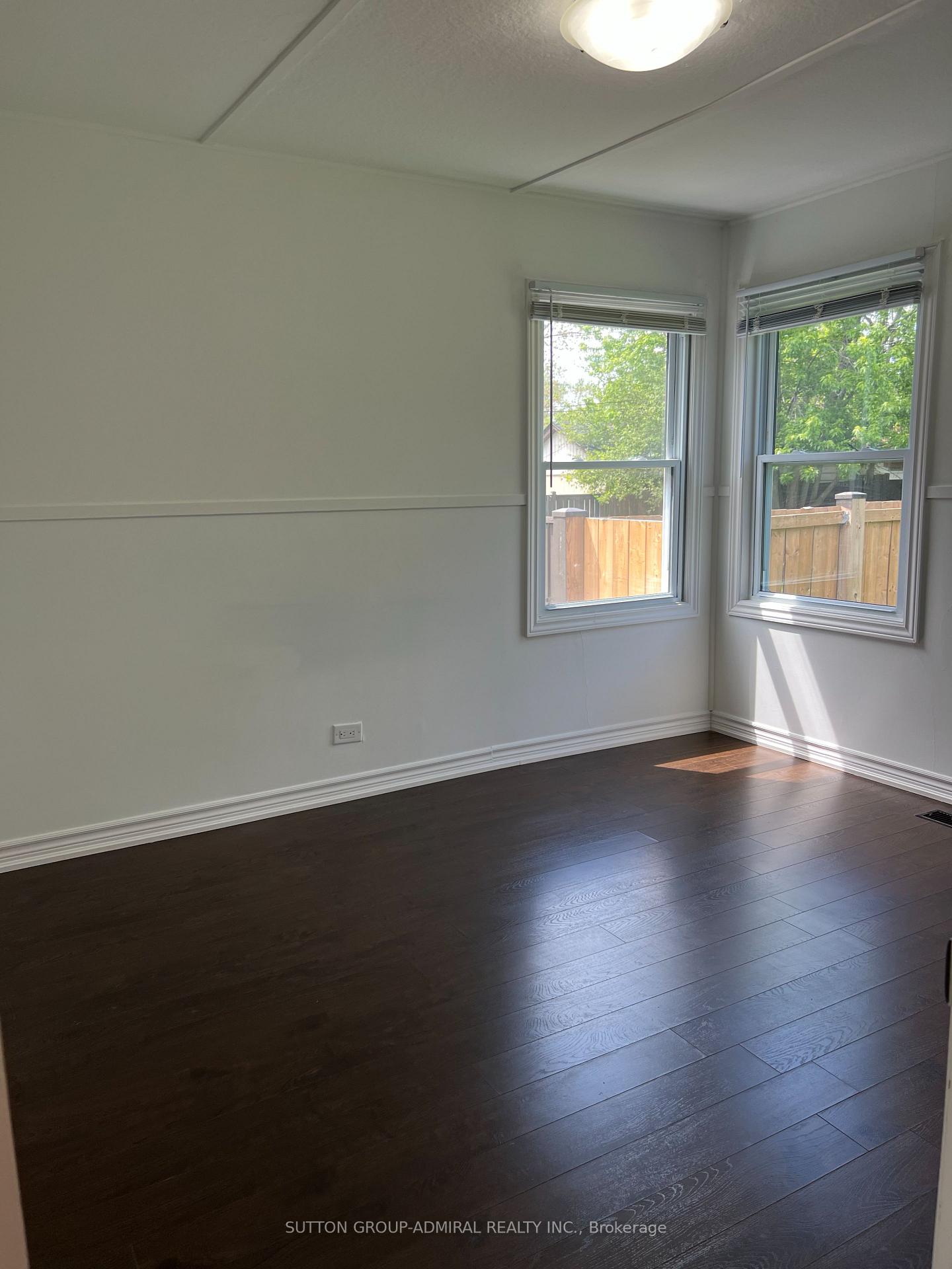 Photo 12 of 6269 Cadham Street, Niagara Falls, Arad/Fallsview — HOMEH