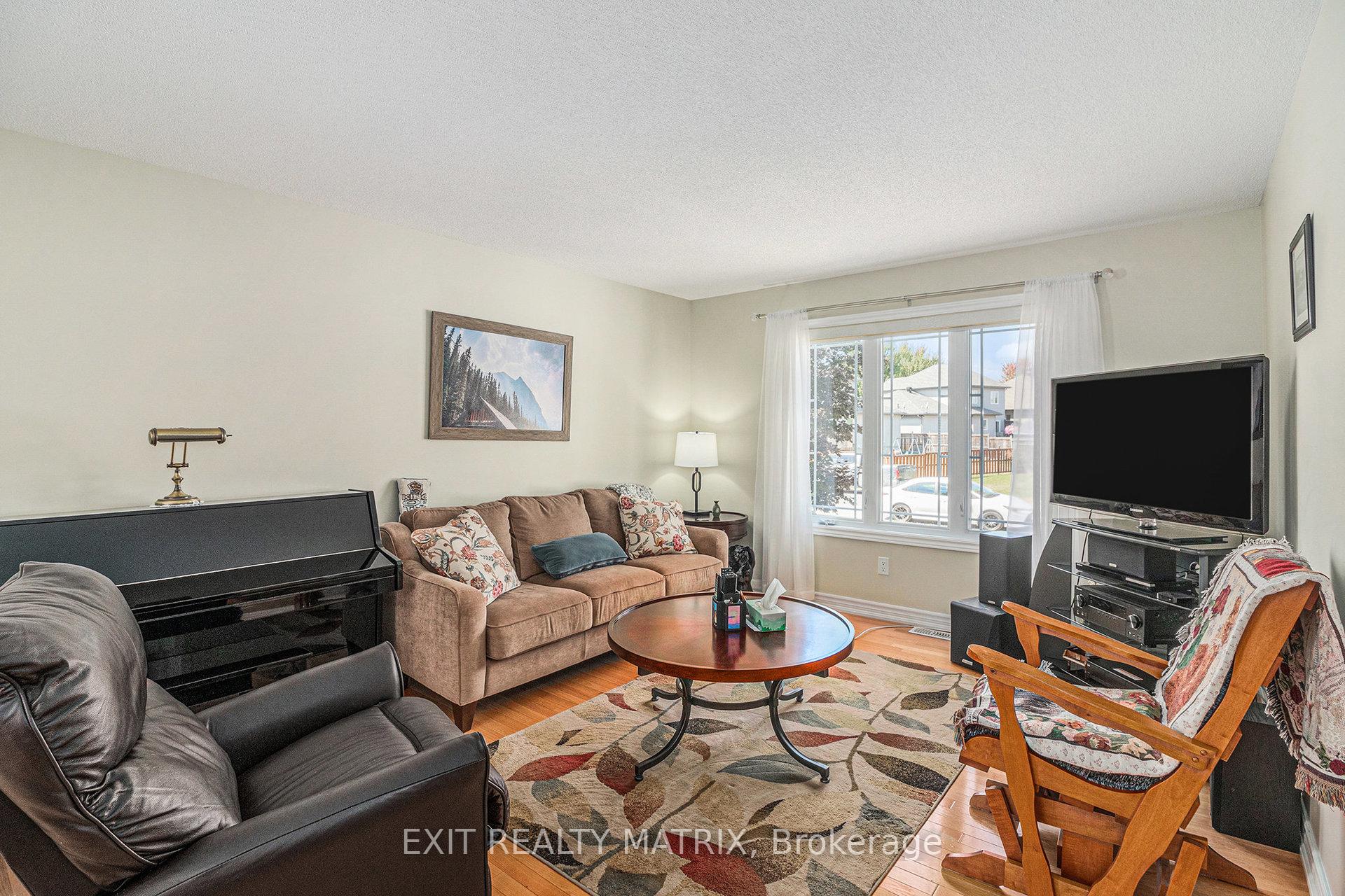 Photo 8 of 14 Provost Street, North Stormont, North Stormont (Finch) Twp — HOMEH