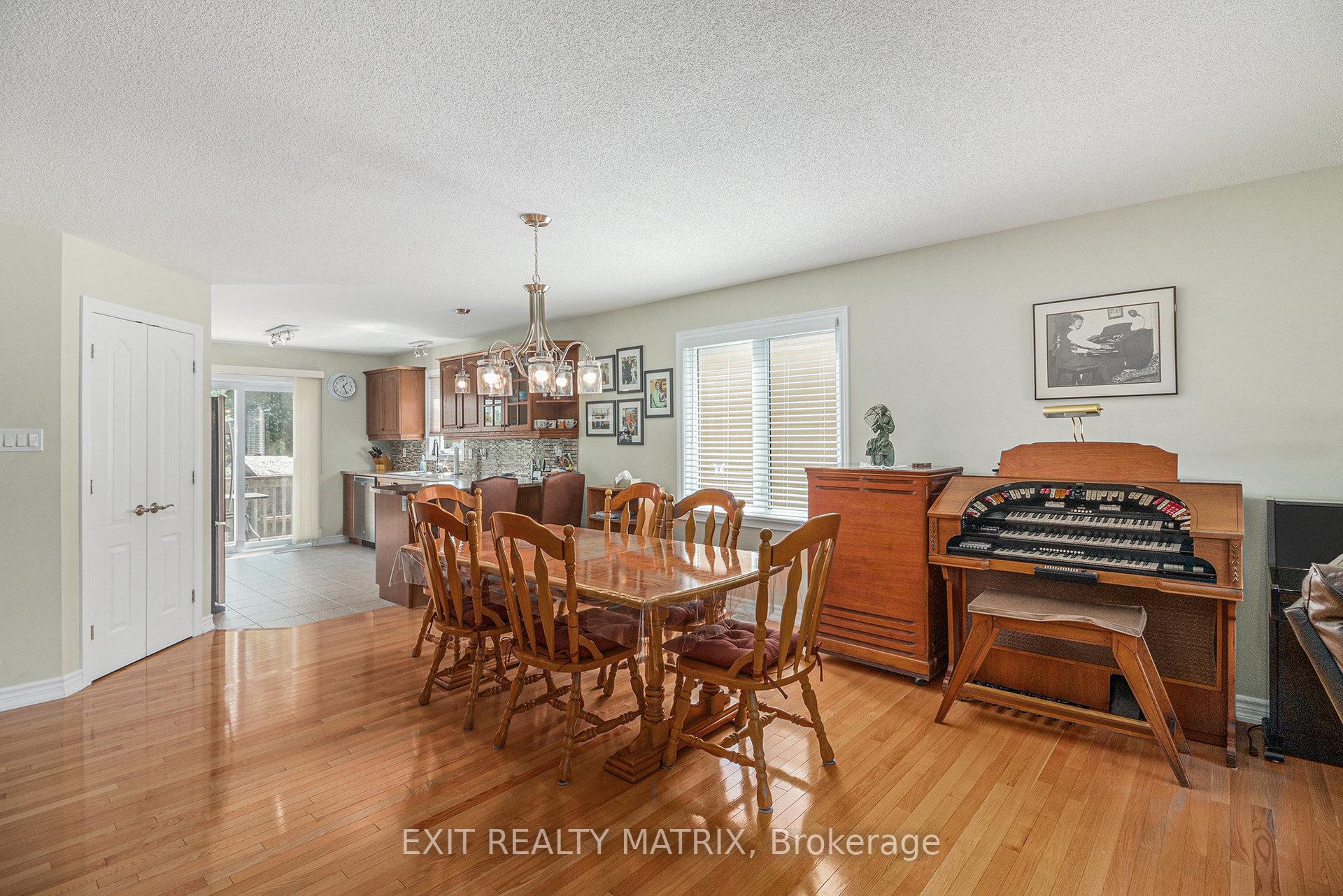 Photo 13 of 14 Provost Street, North Stormont, North Stormont (Finch) Twp — HOMEH