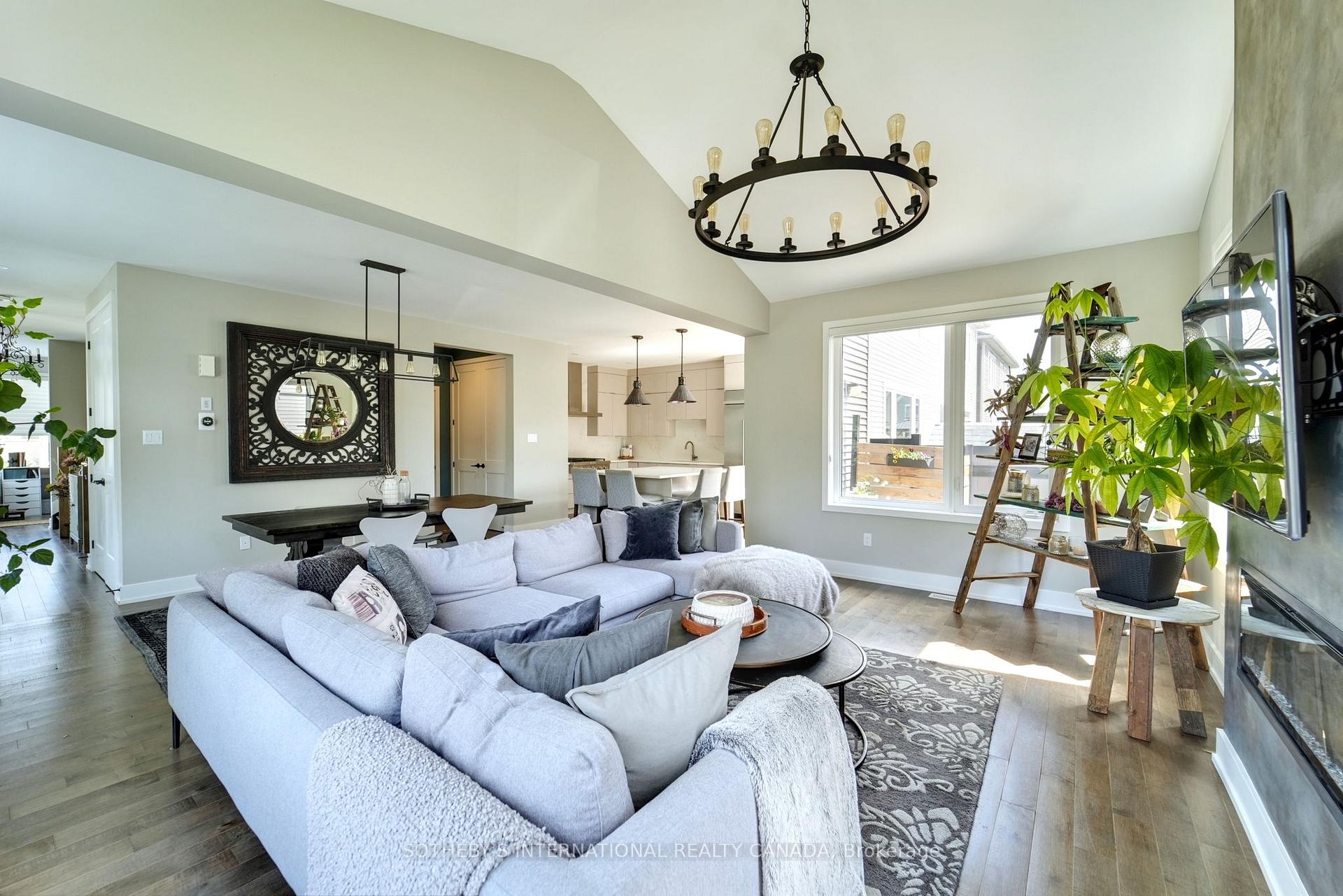 Photo 7 of 324 Lamarche Avenue, Ottawa, Chapel Hill South - Orleans Village — HOMEH