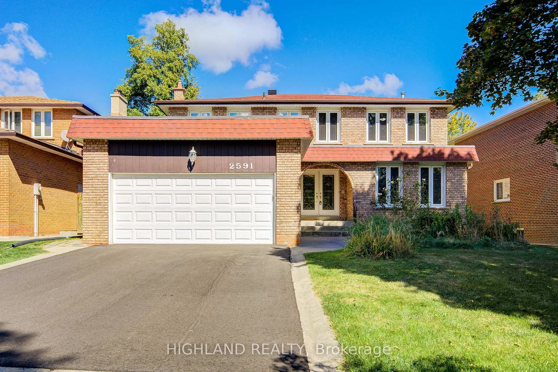 Front of 2591 Robin Drive