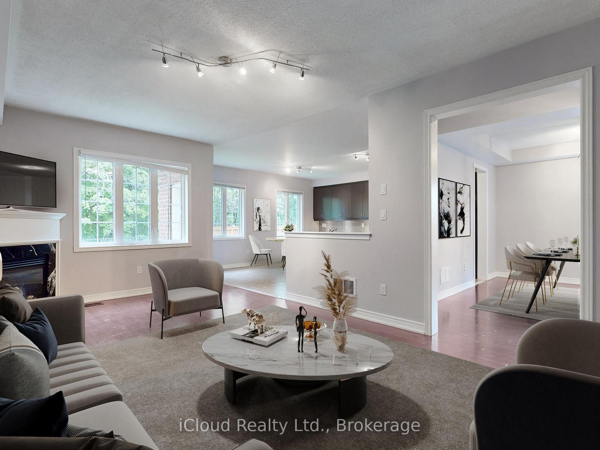 Photo 11 of 1292 Mccron Crescent E, Newmarket, Stonehaven-Wyndham — HOMEH