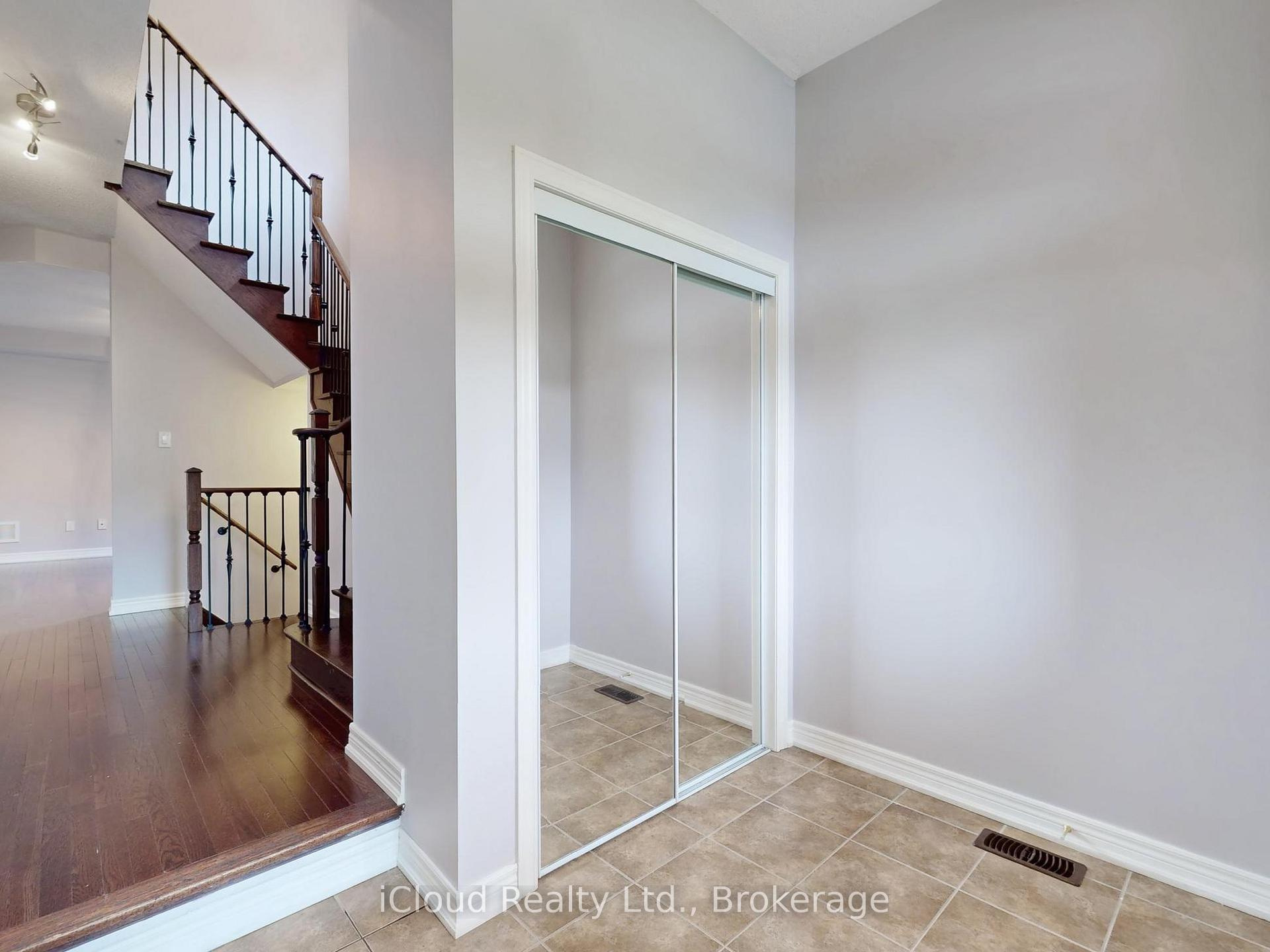 Photo 20 of 1292 Mccron Crescent E, Newmarket, Stonehaven-Wyndham — HOMEH