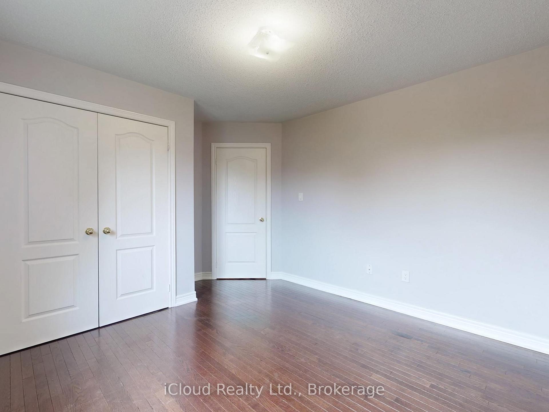 Photo 31 of 1292 Mccron Crescent E, Newmarket, Stonehaven-Wyndham — HOMEH