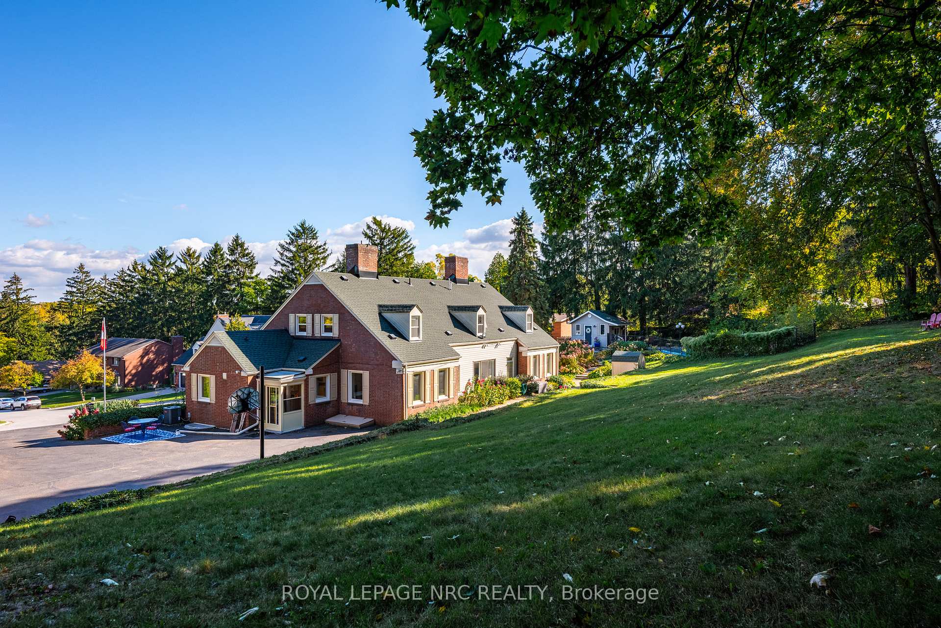 Photo 6 of 9 Shaldan Lane, Pelham, Fonthill — HOMEH