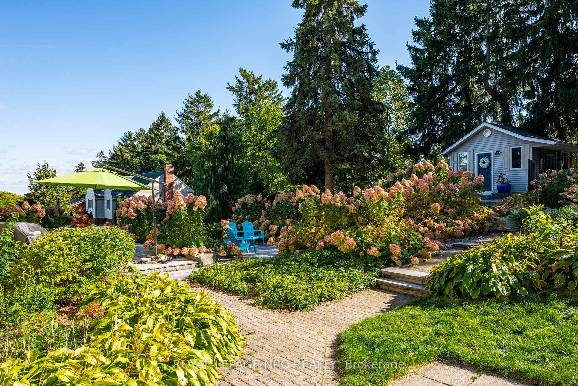 Photo 41 of 9 Shaldan Lane, Pelham, Fonthill — HOMEH