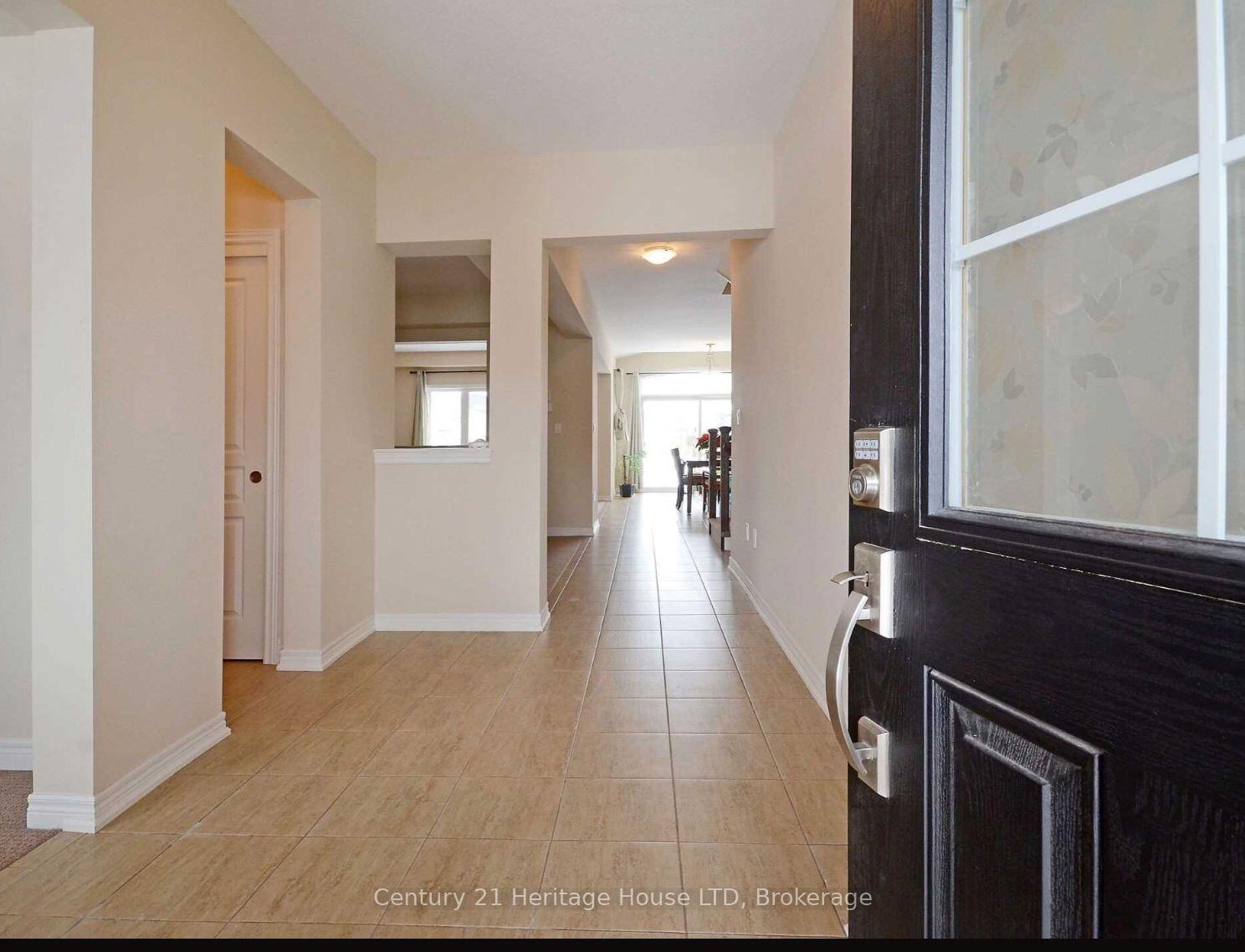 Photo 4 of 55 Bergenstein Crescent, Pelham, Fonthill — HOMEH