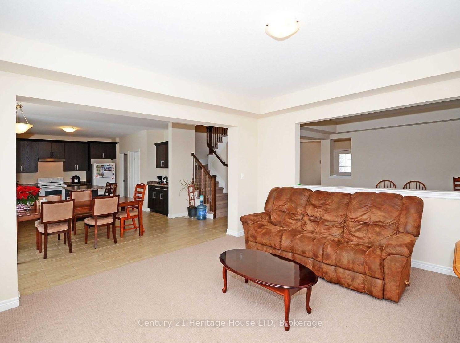 Photo 14 of 55 Bergenstein Crescent, Pelham, Fonthill — HOMEH