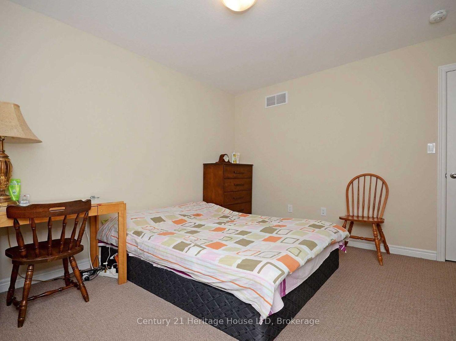 Photo 22 of 55 Bergenstein Crescent, Pelham, Fonthill — HOMEH