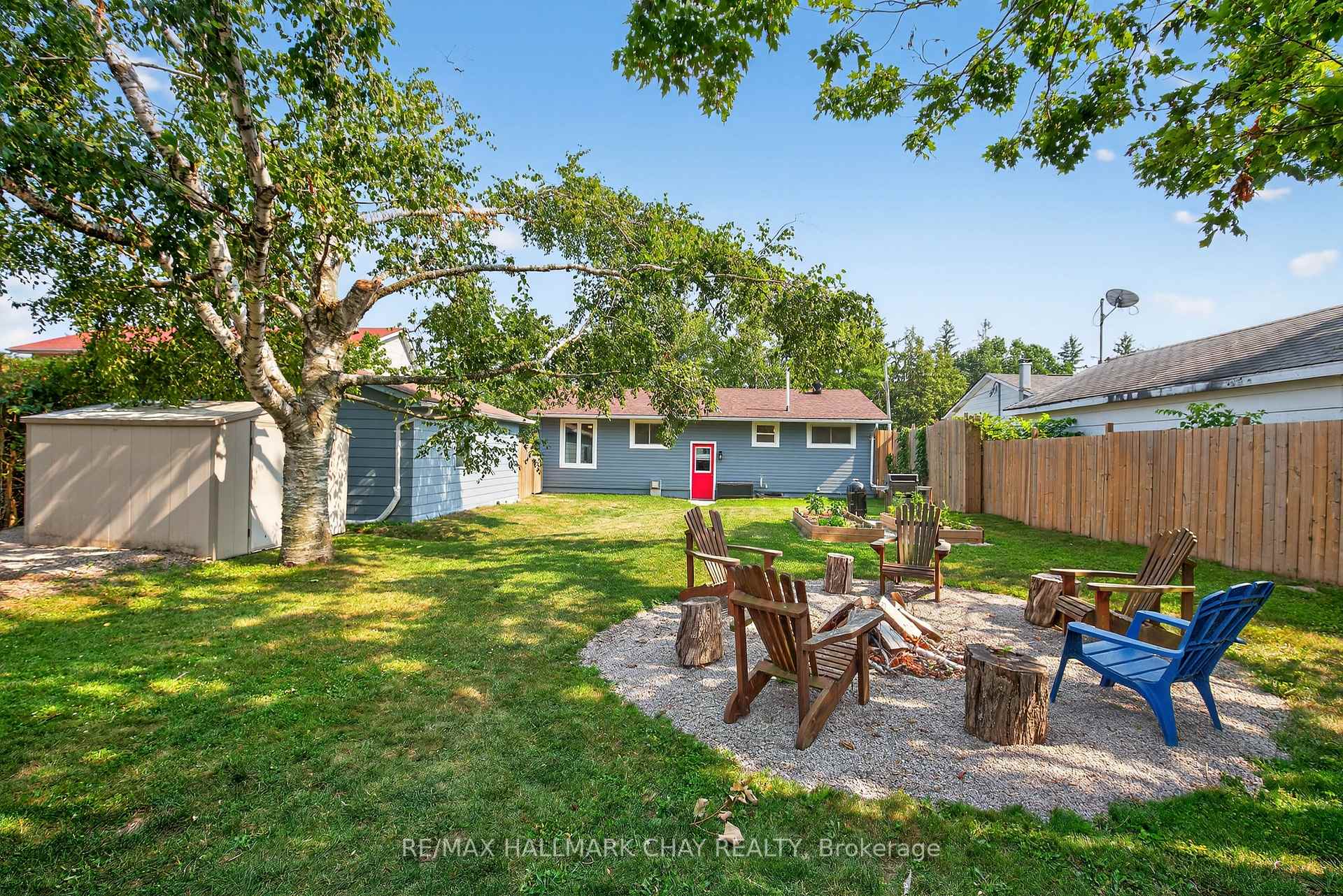 Photo 7 of 410 Arthur Street, Orillia — HOMEH