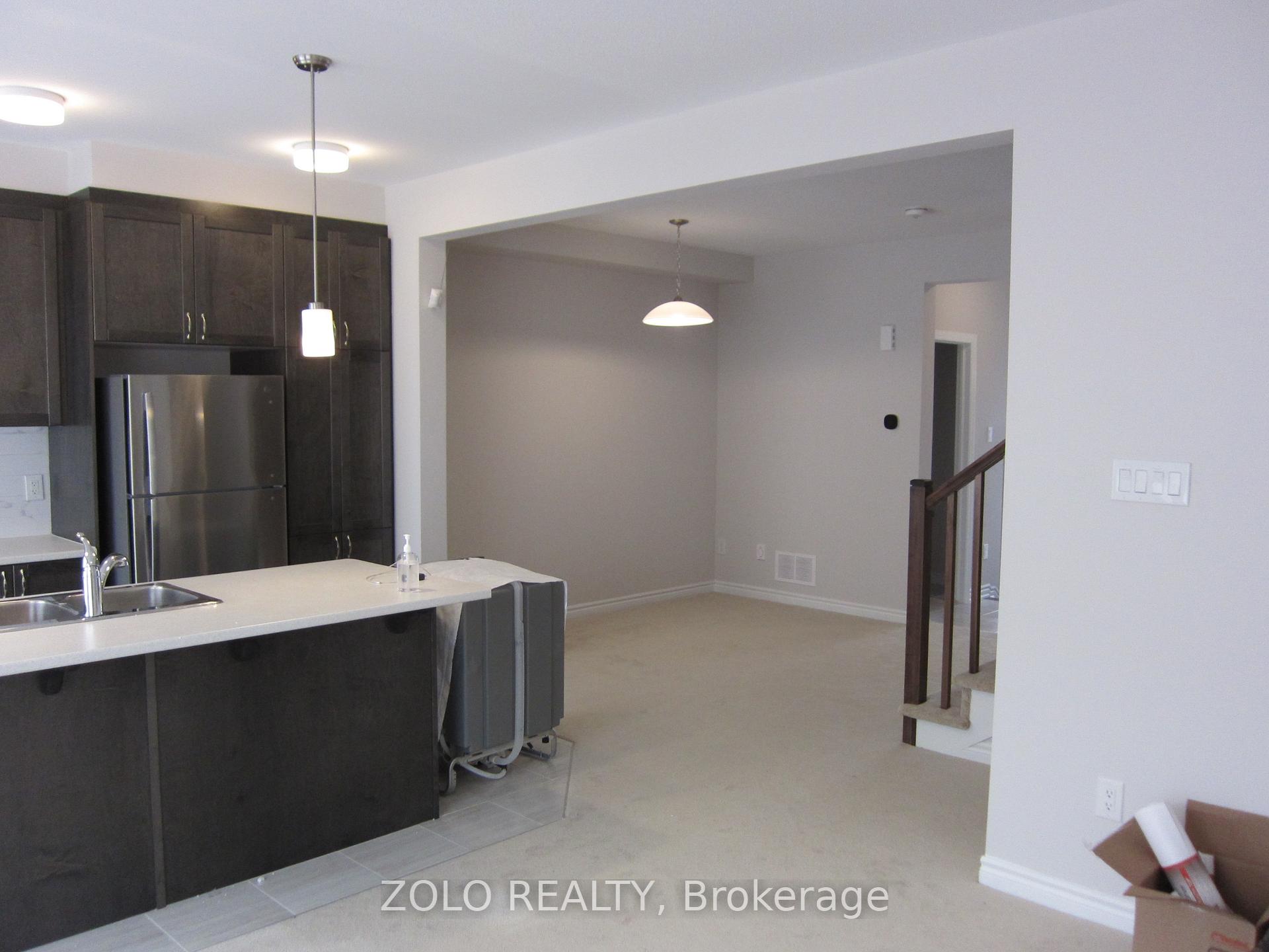 Photo 4 of 30 Pewee Place, Ottawa, Avalon West — HOMEH