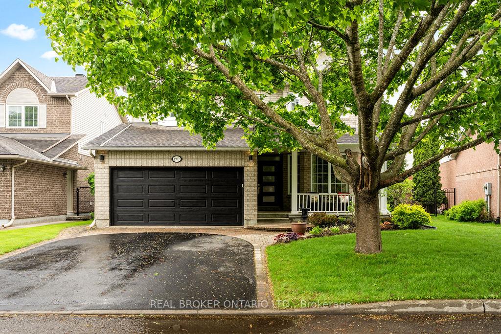 Photo 2 of 1957 Montclair Avenue, Ottawa, Chapel Hill South - Orleans Village — HOMEH