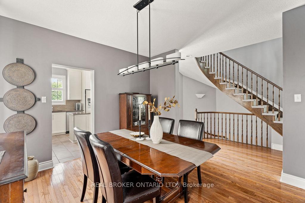 Photo 7 of 1957 Montclair Avenue, Ottawa, Chapel Hill South - Orleans Village — HOMEH
