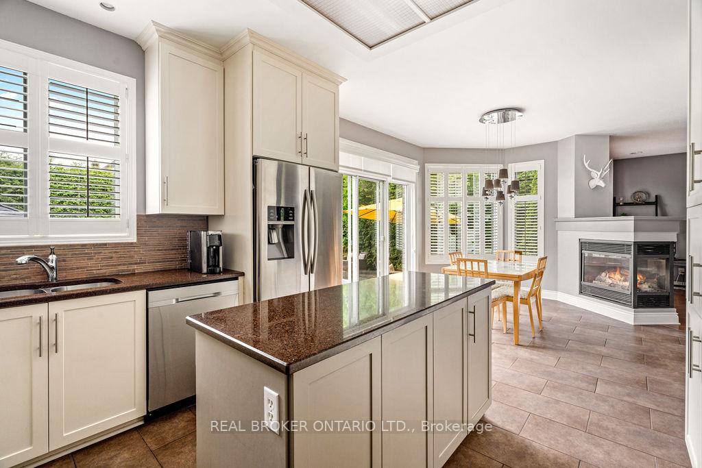 Photo 10 of 1957 Montclair Avenue, Ottawa, Chapel Hill South - Orleans Village — HOMEH