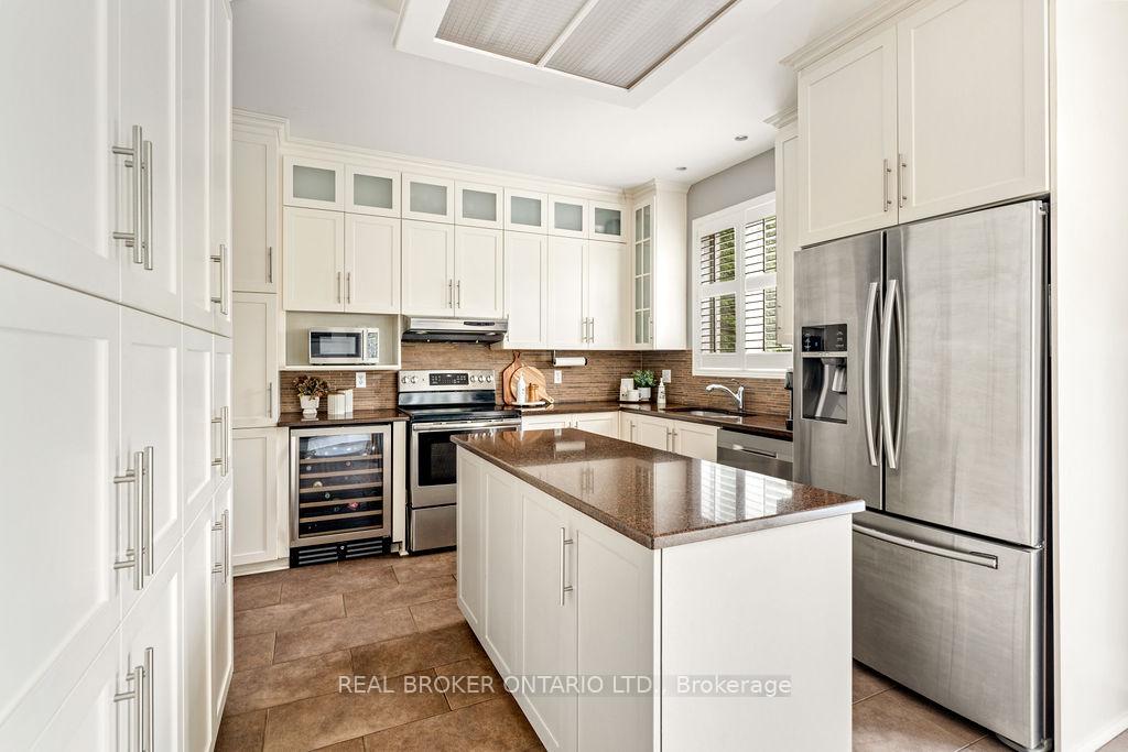 Photo 11 of 1957 Montclair Avenue, Ottawa, Chapel Hill South - Orleans Village — HOMEH