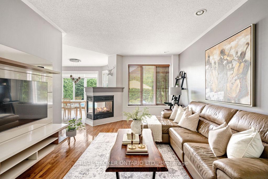 Photo 18 of 1957 Montclair Avenue, Ottawa, Chapel Hill South - Orleans Village — HOMEH