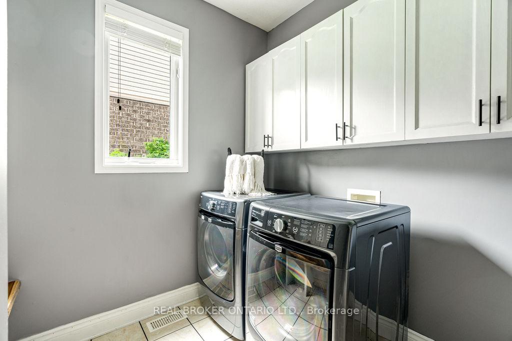 Photo 24 of 1957 Montclair Avenue, Ottawa, Chapel Hill South - Orleans Village — HOMEH
