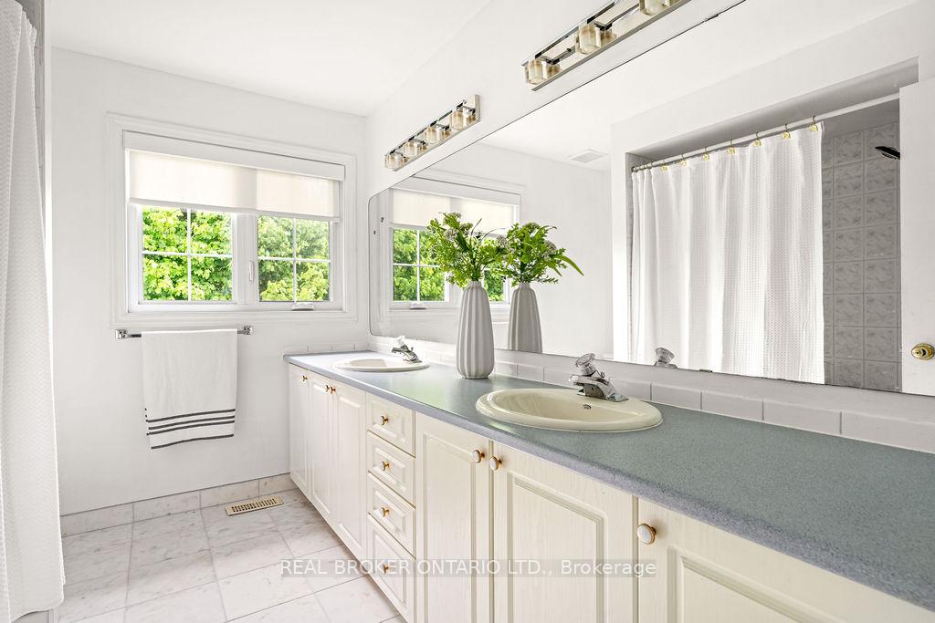 Photo 34 of 1957 Montclair Avenue, Ottawa, Chapel Hill South - Orleans Village — HOMEH