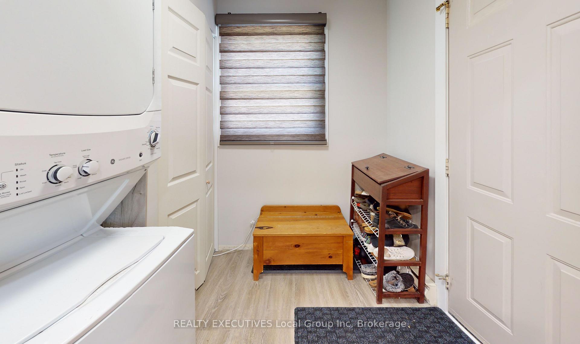 Photo 22 of 48 Lee Avenue, North Bay, Ferris — HOMEH