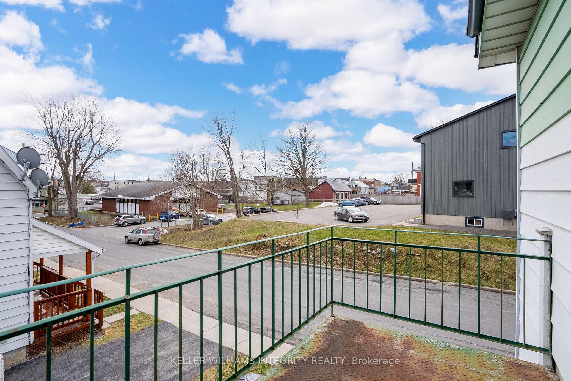 Photo 12 of 42 Kenyon Street E, North Glengarry, Alexandria — HOMEH