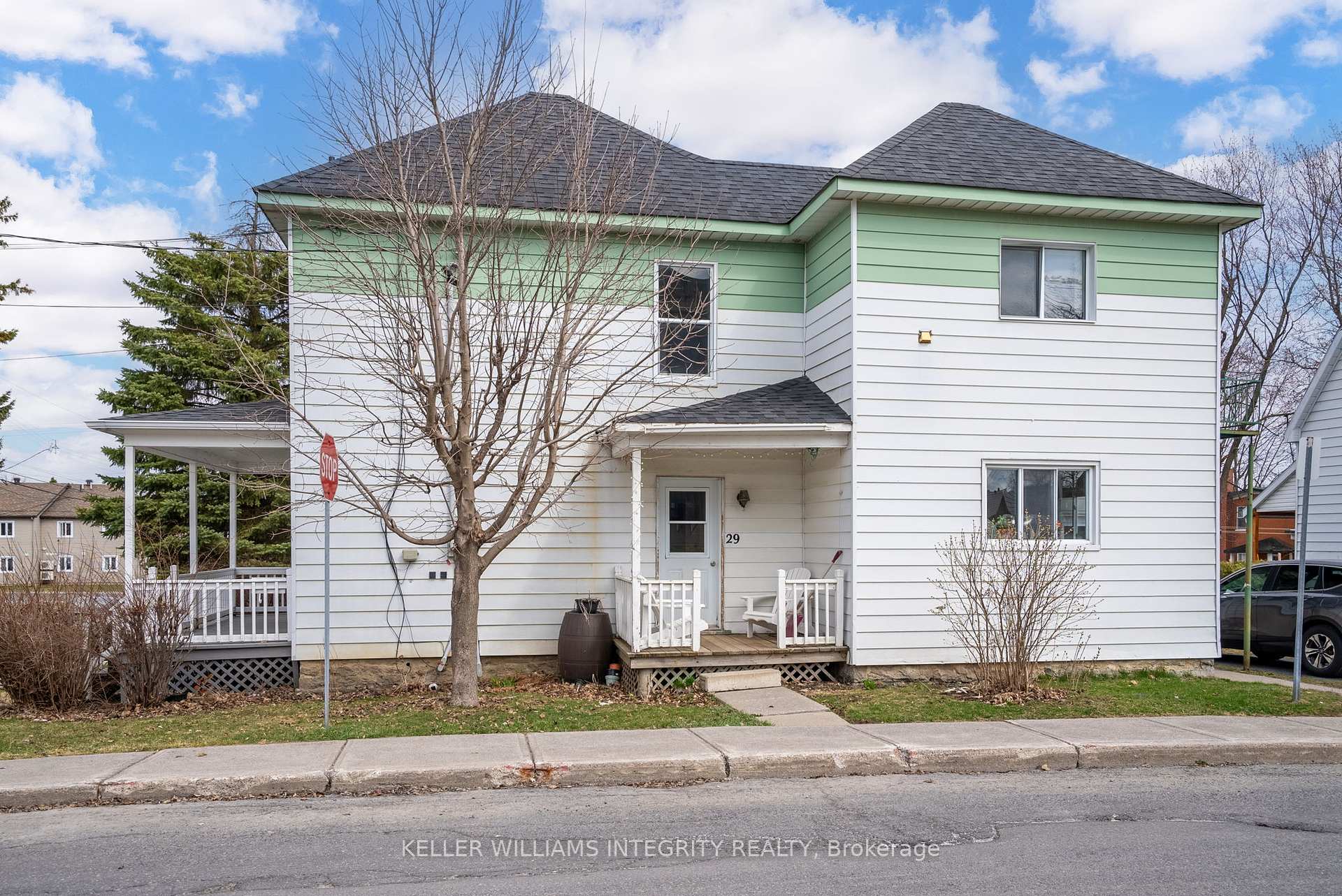 Photo 13 of 42 Kenyon Street E, North Glengarry, Alexandria — HOMEH