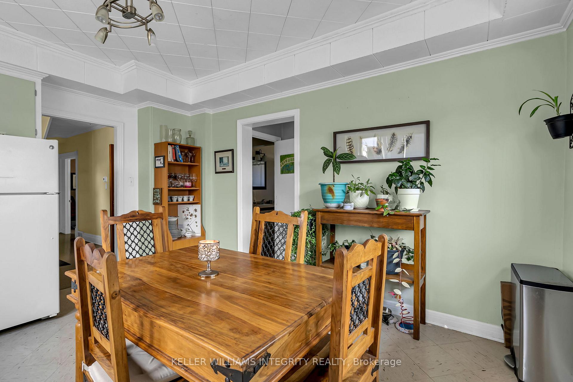 Photo 15 of 42 Kenyon Street E, North Glengarry, Alexandria — HOMEH