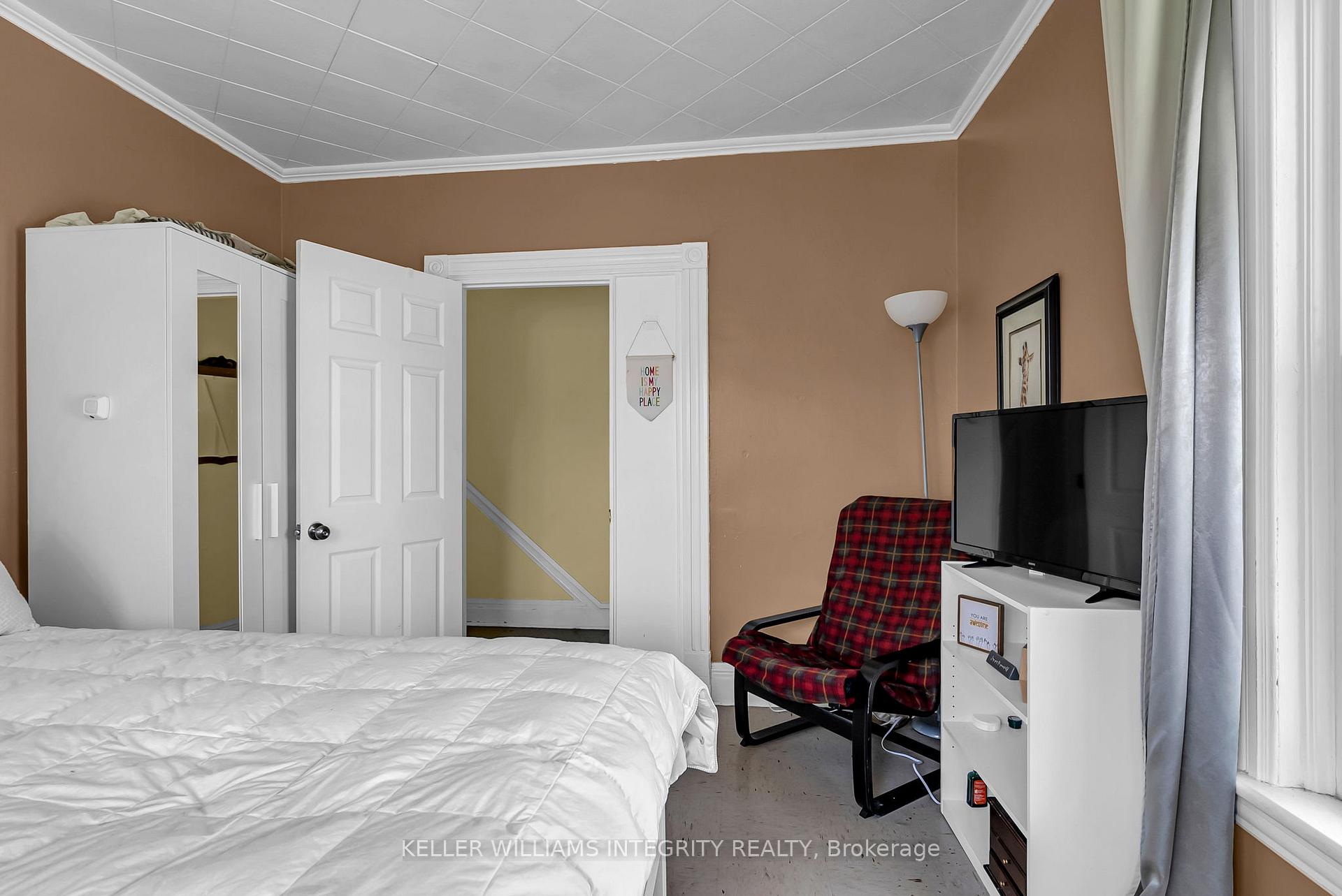 Photo 23 of 42 Kenyon Street E, North Glengarry, Alexandria — HOMEH