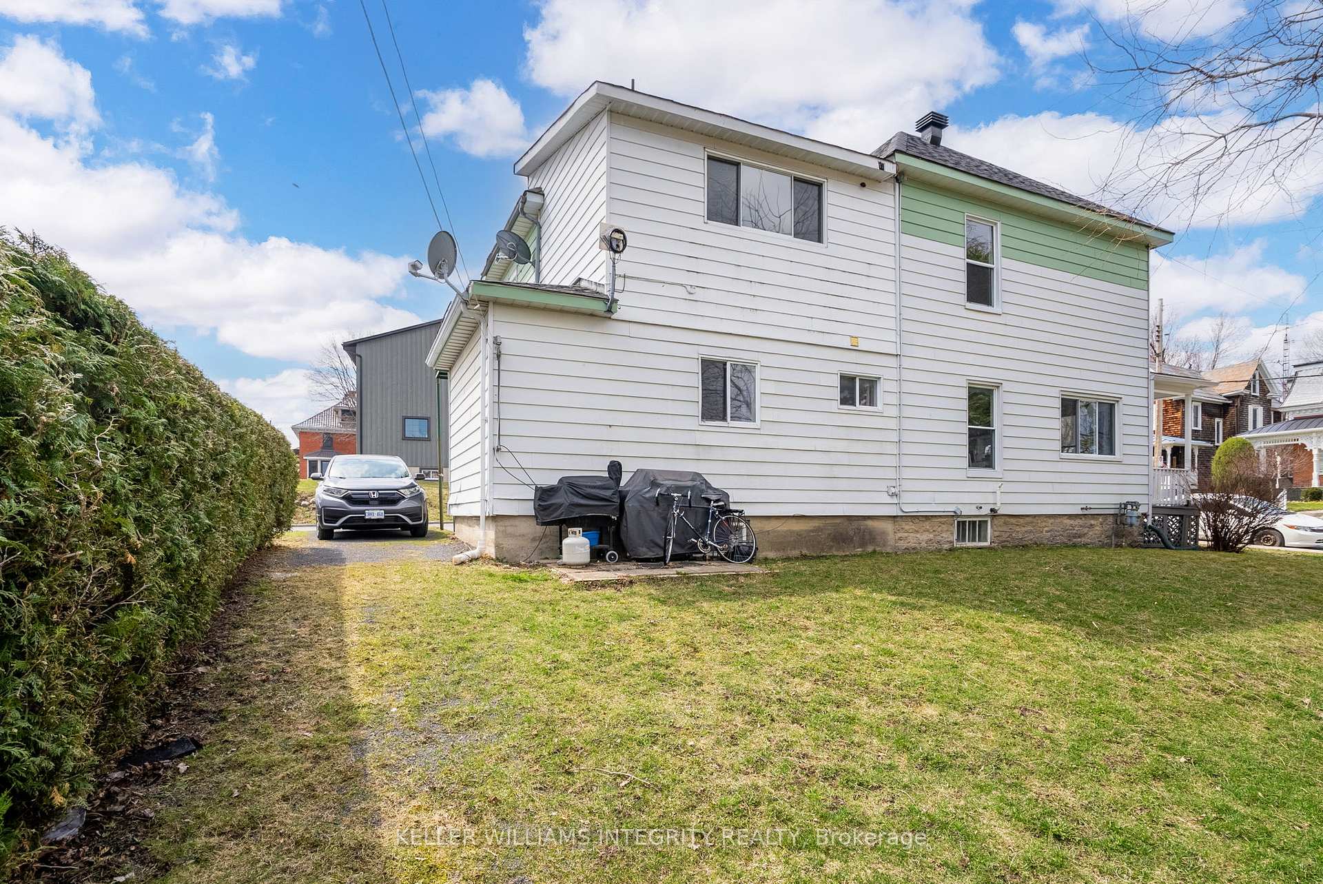 Photo 26 of 42 Kenyon Street E, North Glengarry, Alexandria — HOMEH