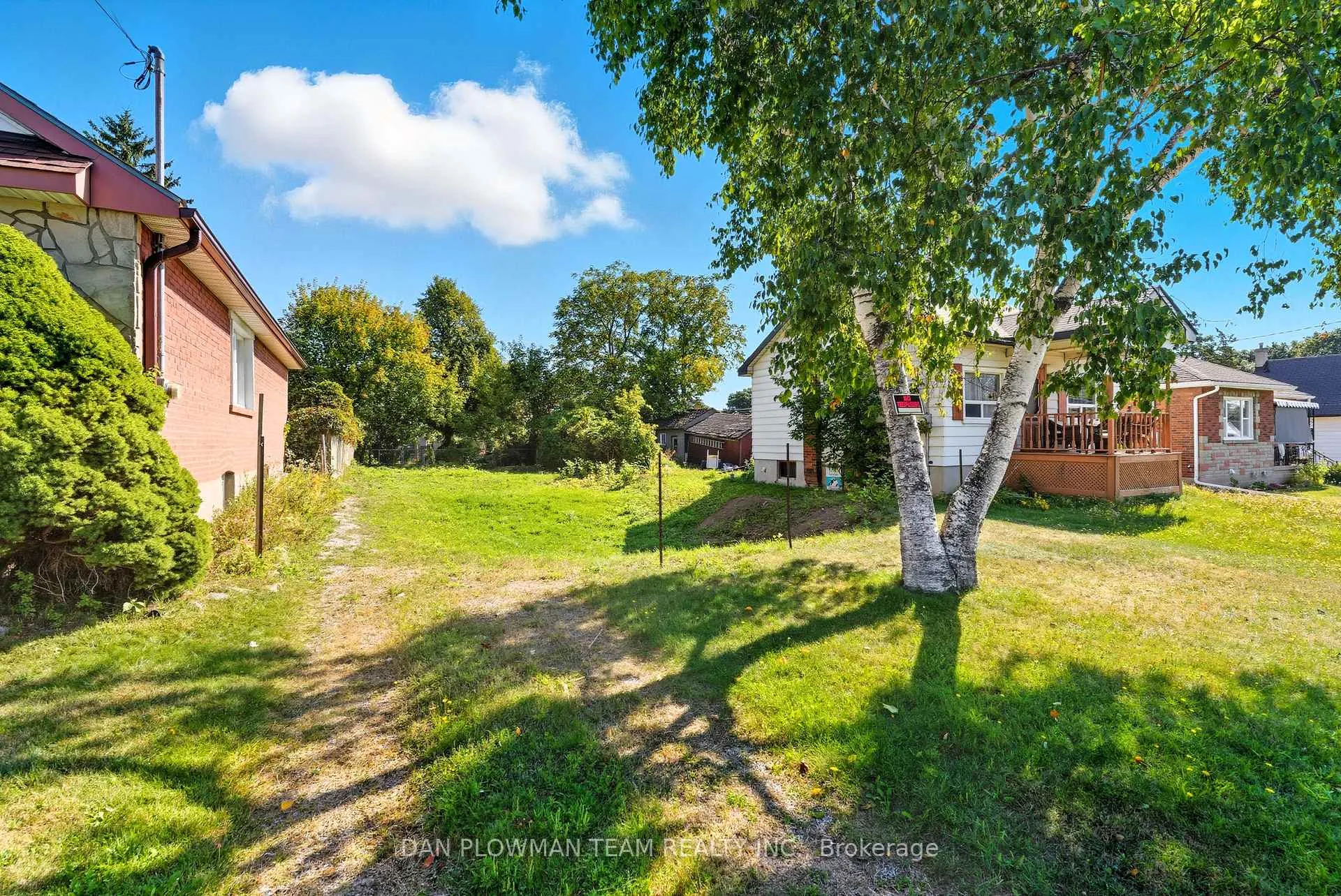Photo 3 of 177 Wilson Road S, Oshawa, Donevan — HOMEH