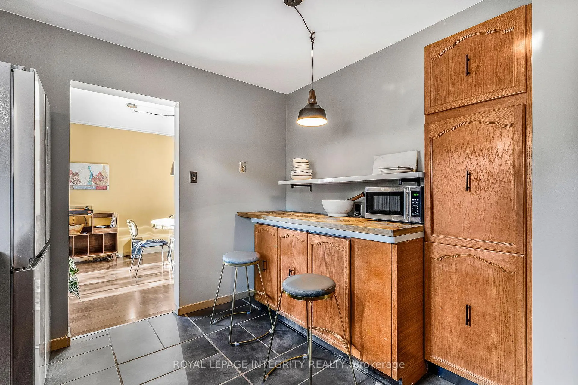 Photo 16 of 1454 Deavy Way, Ottawa, Bilberry Creek/Queenswood Heights — HOMEH