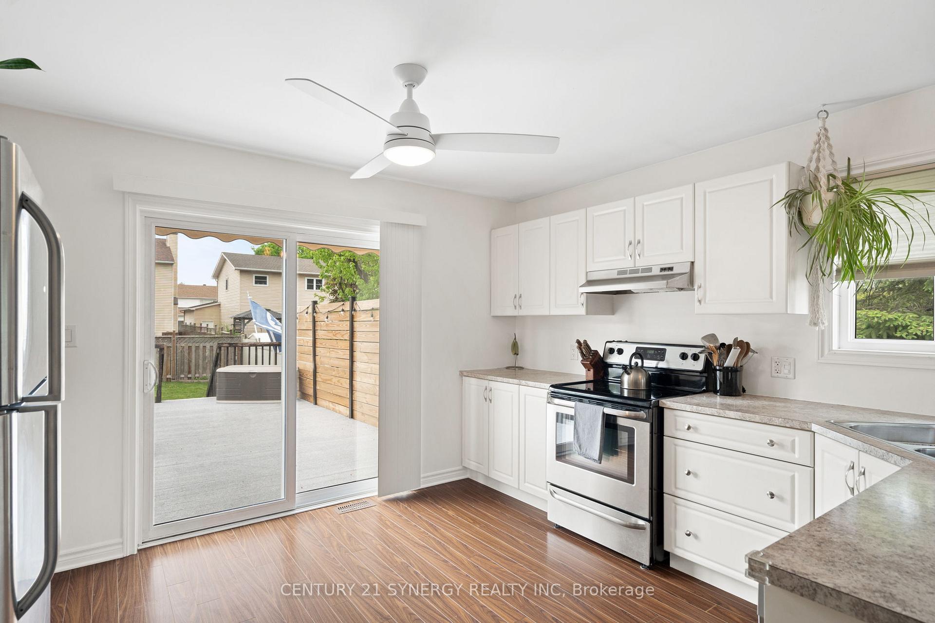 Photo 15 of 1776 Belcourt Boulevard, Ottawa, Chateauneuf — HOMEH