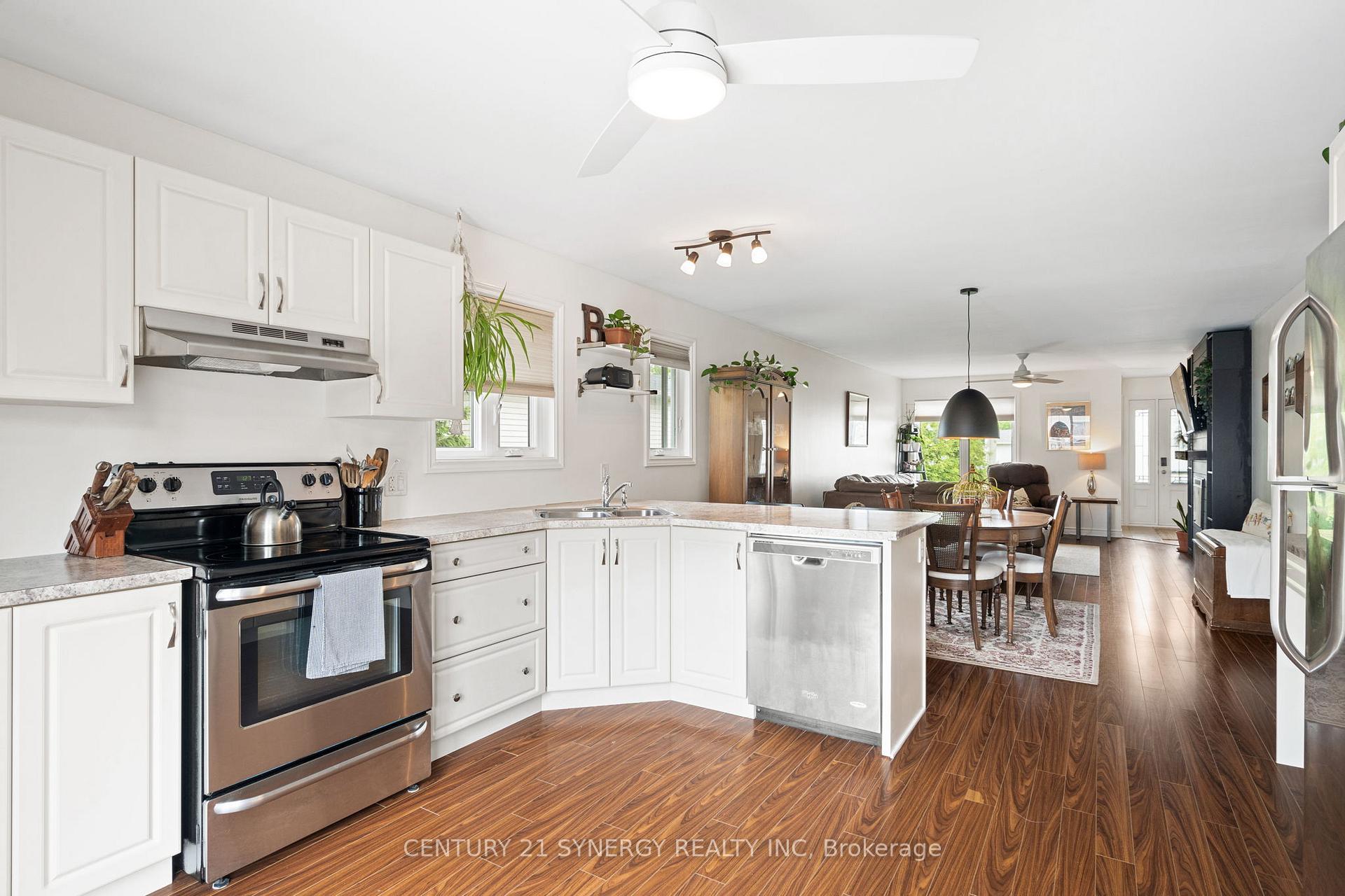 Photo 16 of 1776 Belcourt Boulevard, Ottawa, Chateauneuf — HOMEH