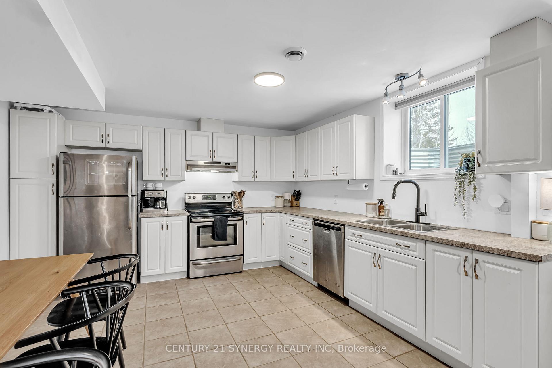 Photo 38 of 1776 Belcourt Boulevard, Ottawa, Chateauneuf — HOMEH