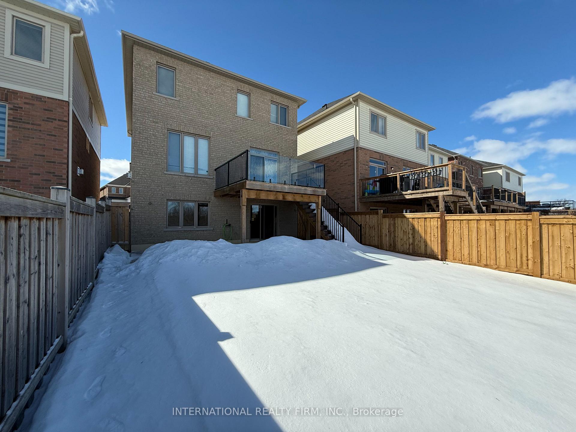 Photo 28 of 60 Strachan Trail, New Tecumseth, Beeton — HOMEH