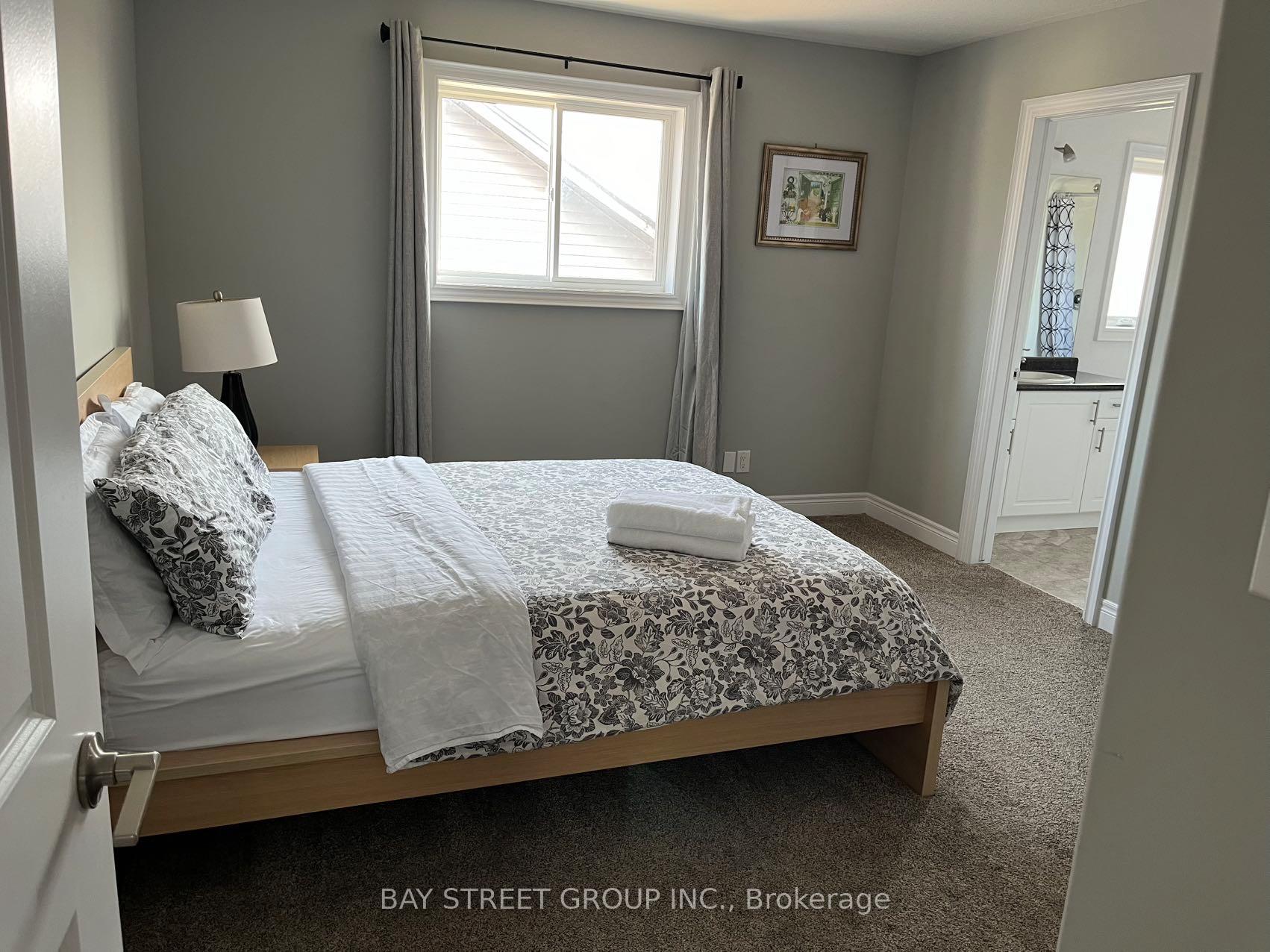 Photo 8 of 7850 Pender Street, Niagara Falls, Oldfield — HOMEH