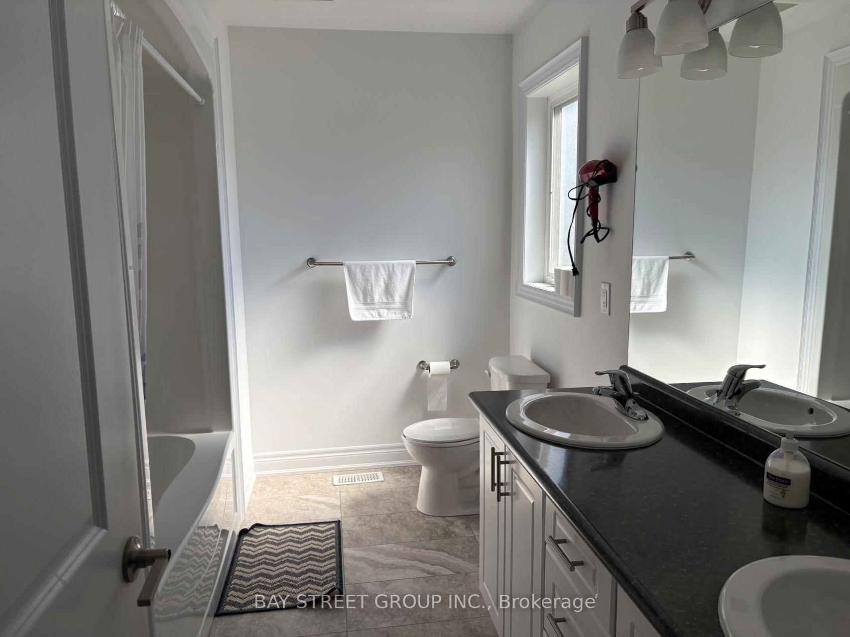 Photo 14 of 7850 Pender Street, Niagara Falls, Oldfield — HOMEH