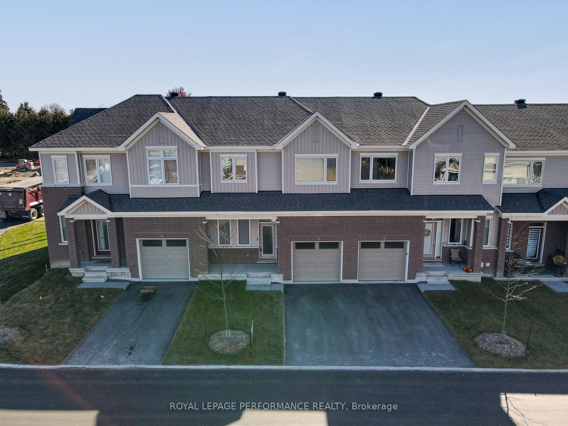 Photo 1 of 116 Pizzicato Street, Ottawa, Mer Bleue/Bradley Estates/Anderson Park — HOMEH