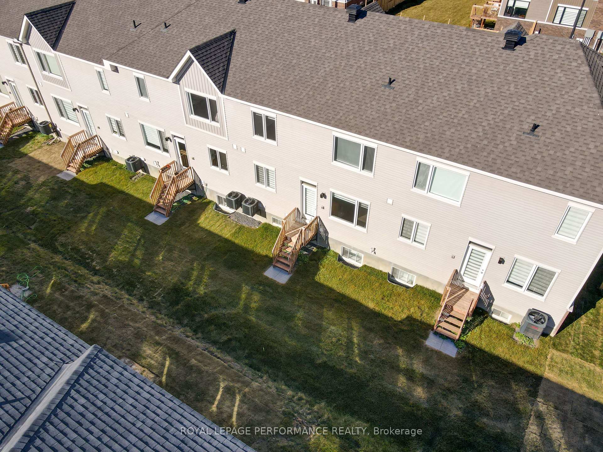 Photo 7 of 116 Pizzicato Street, Ottawa, Mer Bleue/Bradley Estates/Anderson Park — HOMEH