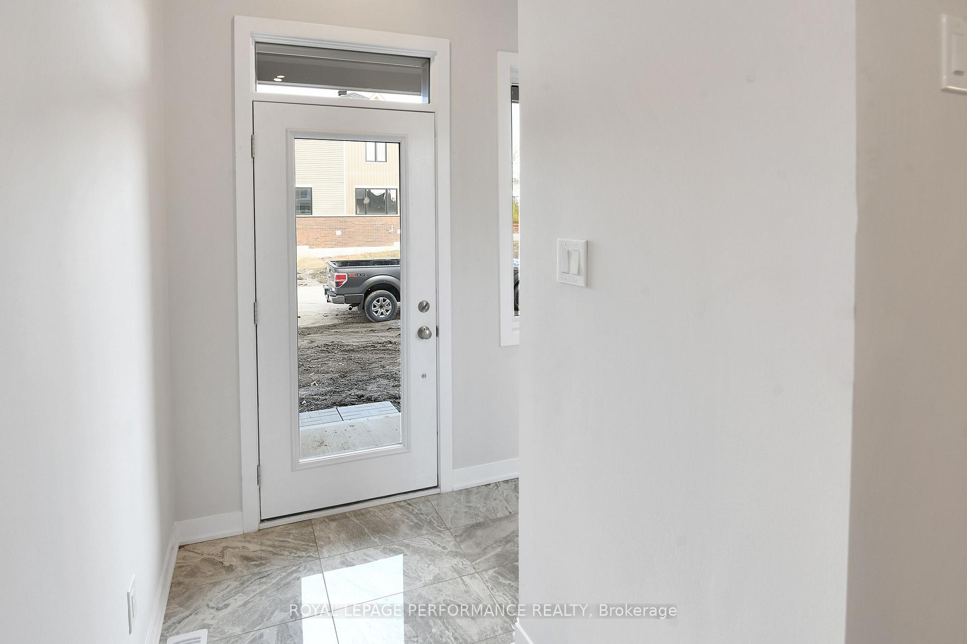 Photo 17 of 116 Pizzicato Street, Ottawa, Mer Bleue/Bradley Estates/Anderson Park — HOMEH