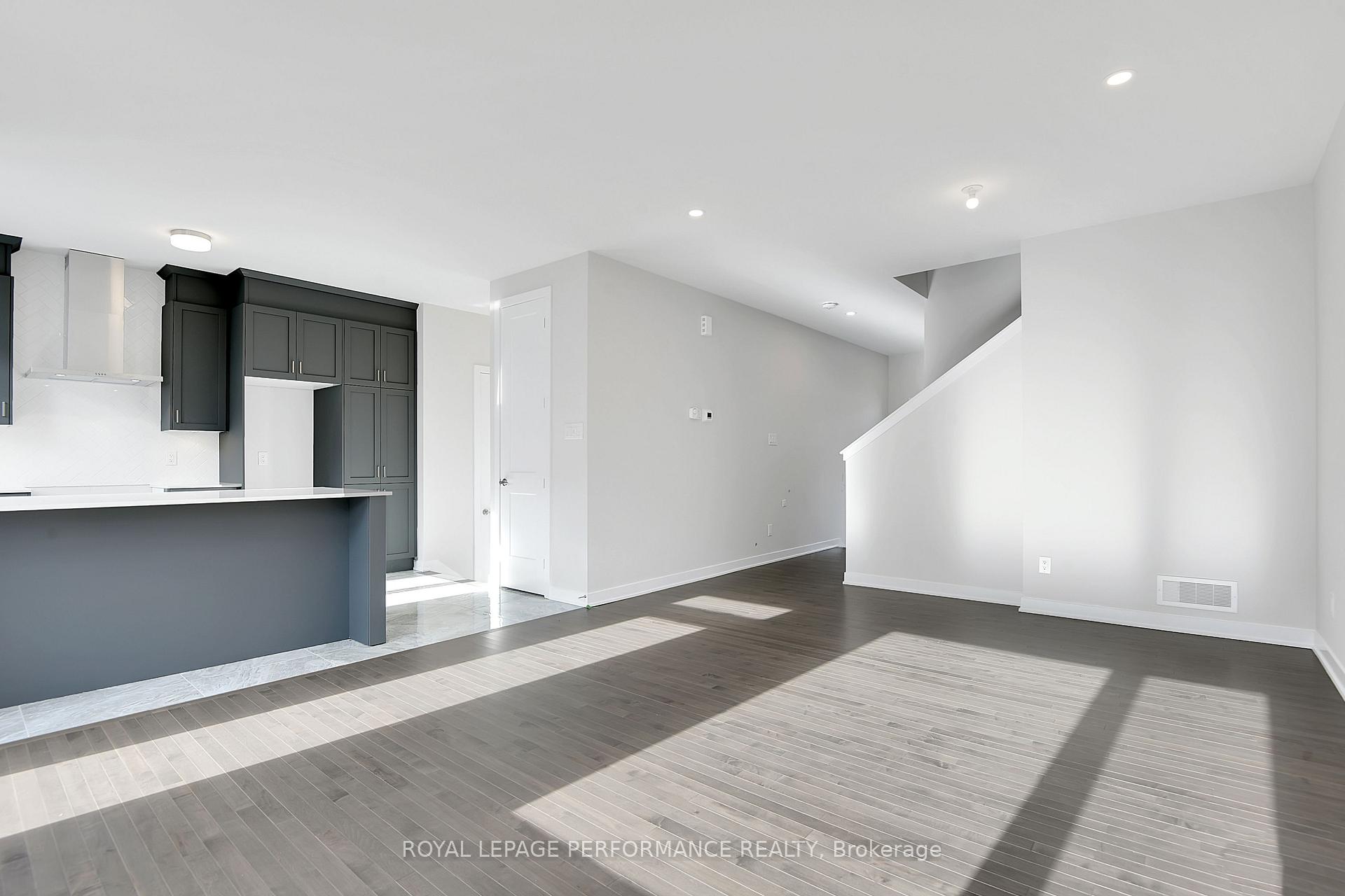 Photo 23 of 116 Pizzicato Street, Ottawa, Mer Bleue/Bradley Estates/Anderson Park — HOMEH