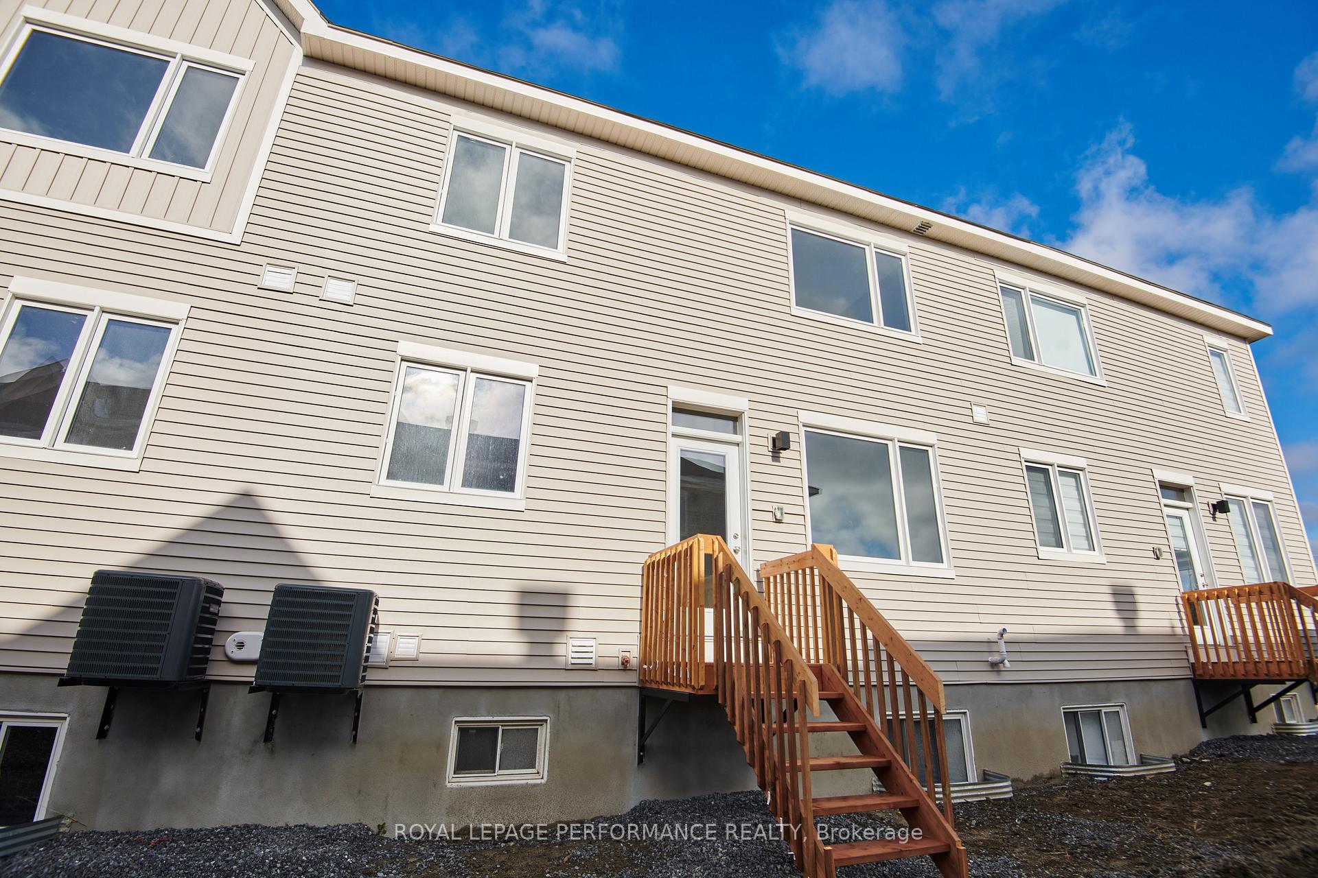 Photo 48 of 116 Pizzicato Street, Ottawa, Mer Bleue/Bradley Estates/Anderson Park — HOMEH