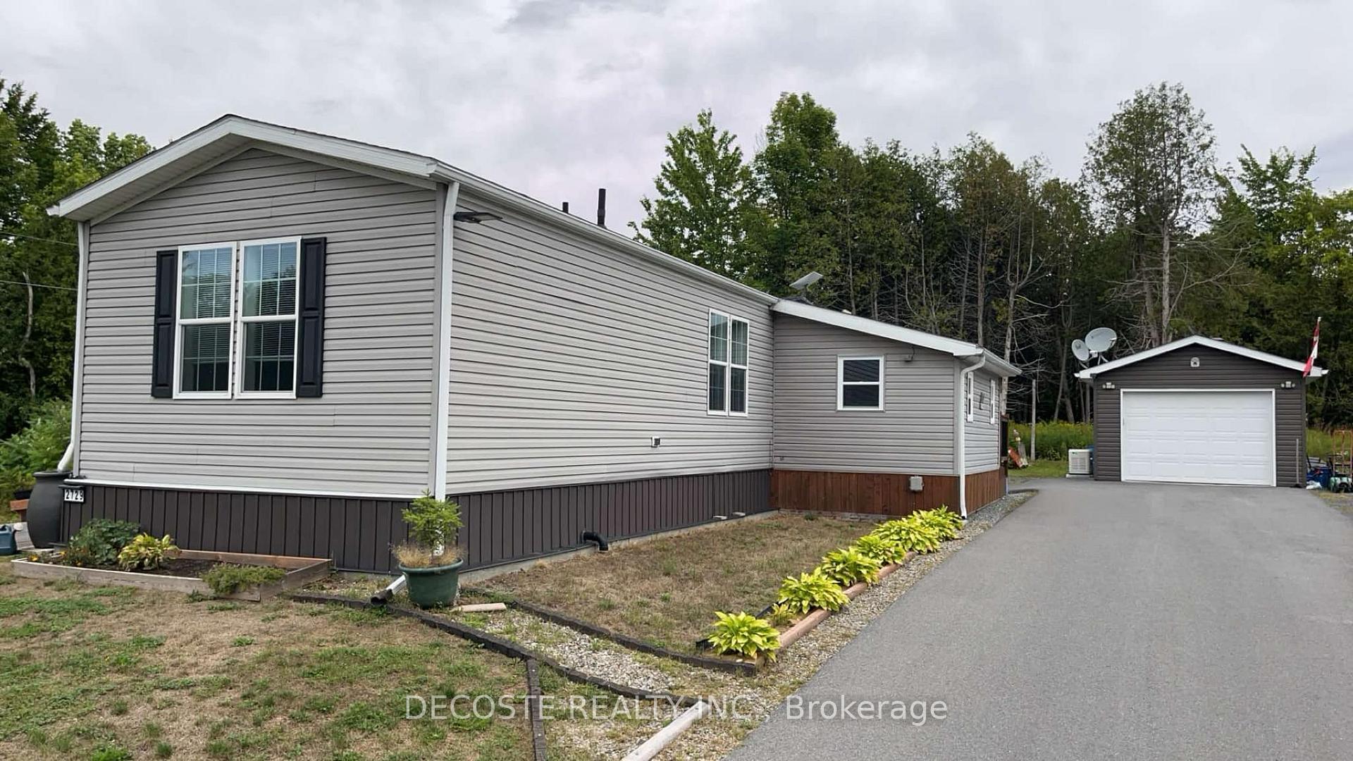 Photo 2 of 2729 Crows Nest Private Lane, North Stormont, North Stormont (Roxborough) Twp — HOMEH