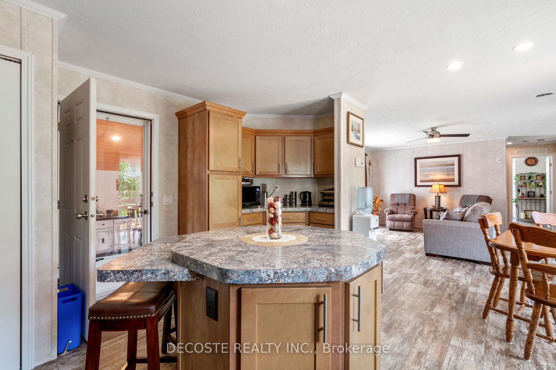Photo 8 of 2729 Crows Nest Private Lane, North Stormont, North Stormont (Roxborough) Twp — HOMEH