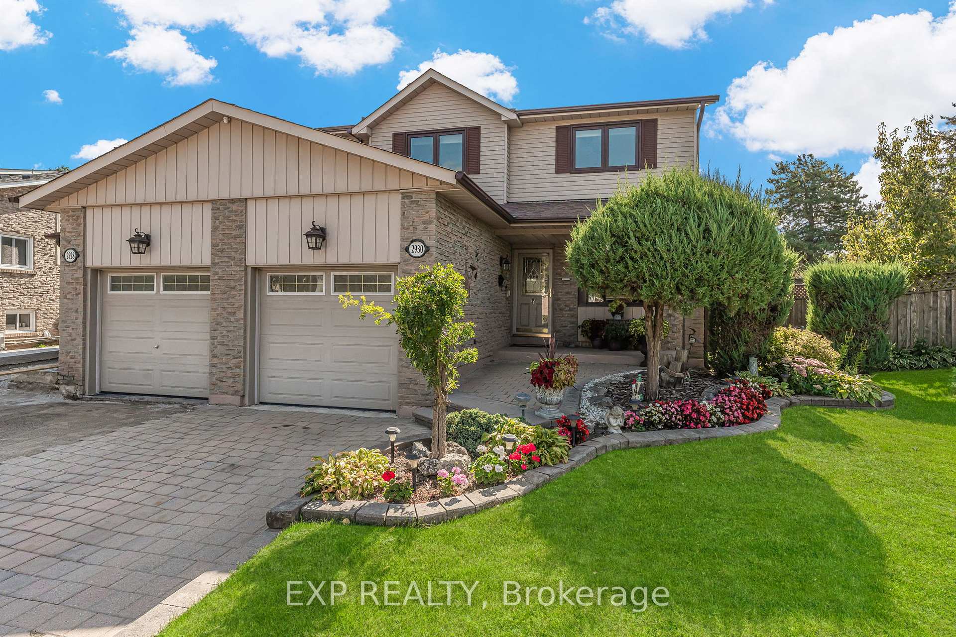Photo 1 of 2930 Oslo Crescent, Mississauga, Meadowvale — HOMEH